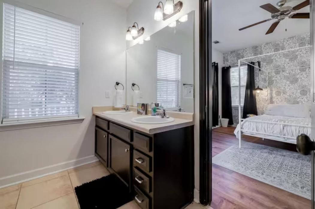 Honey, I'M Home Near Savannah - Seen On Hgtv Kültér fotó