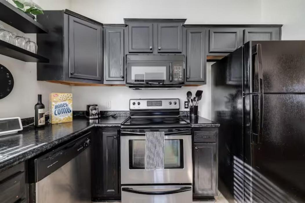 Honey, I'M Home Near Savannah - Seen On Hgtv Kültér fotó
