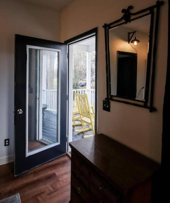 Honey, I'M Home Near Savannah - Seen On Hgtv Kültér fotó